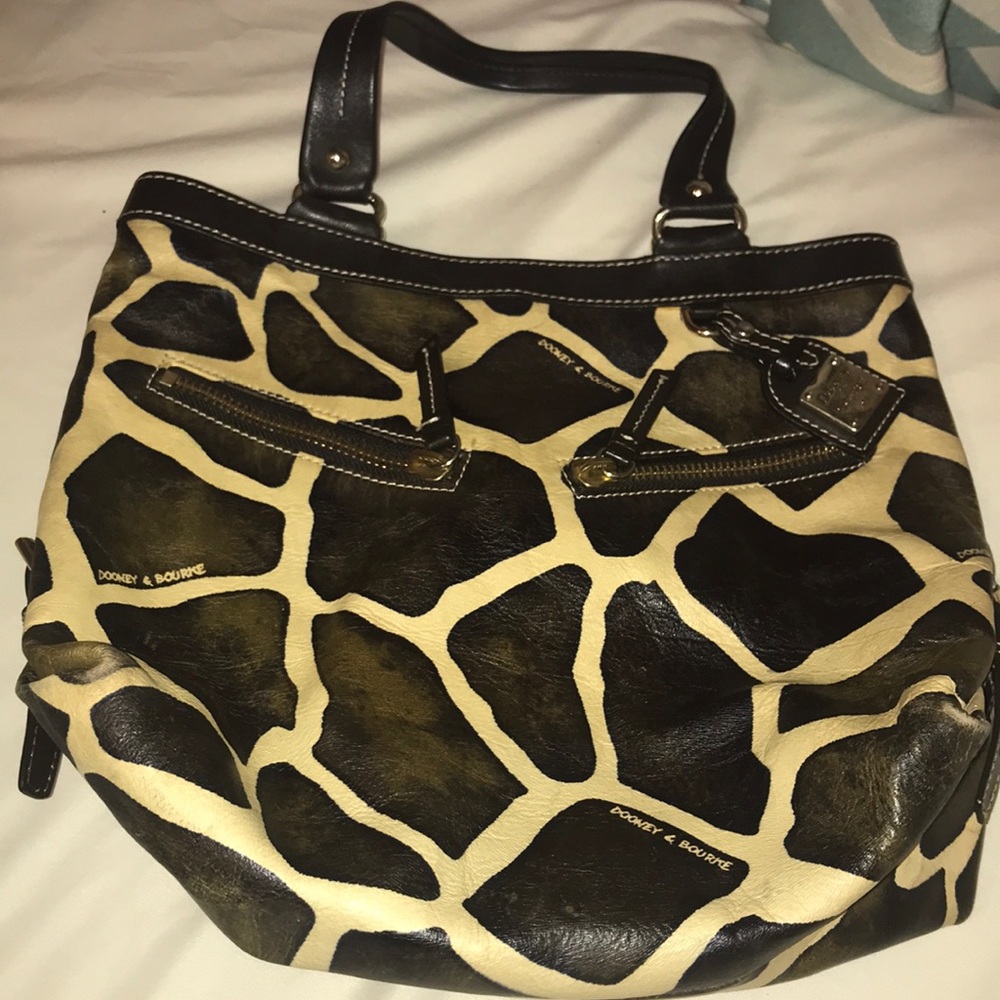Authentic Dooney and Bourke leather tote bag